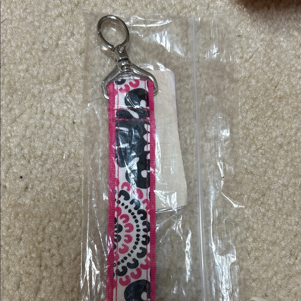 Thirty-one Hang-It-Up Key Fob, set of 2 - Picture 3 of 4